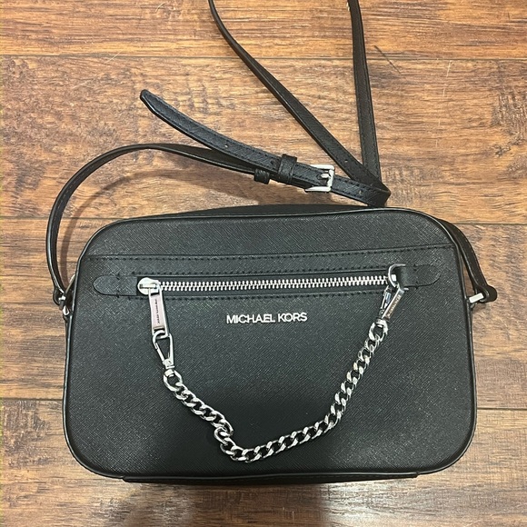 Michael Kors Black Crossbody Bag with Chain Detail - Picture 1 of 5